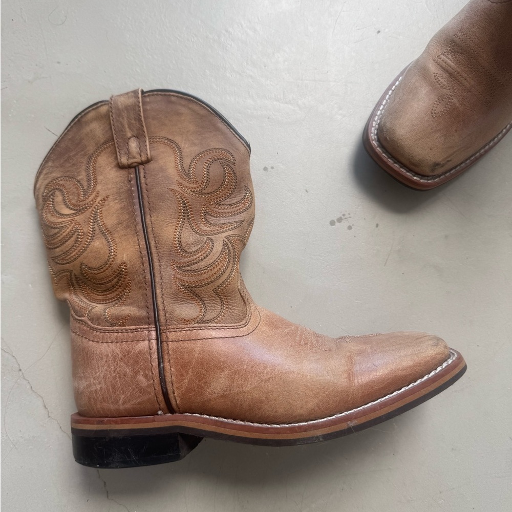 Leather big kid Smoky Mountain cowboy boots size US 2.5 Euro 25